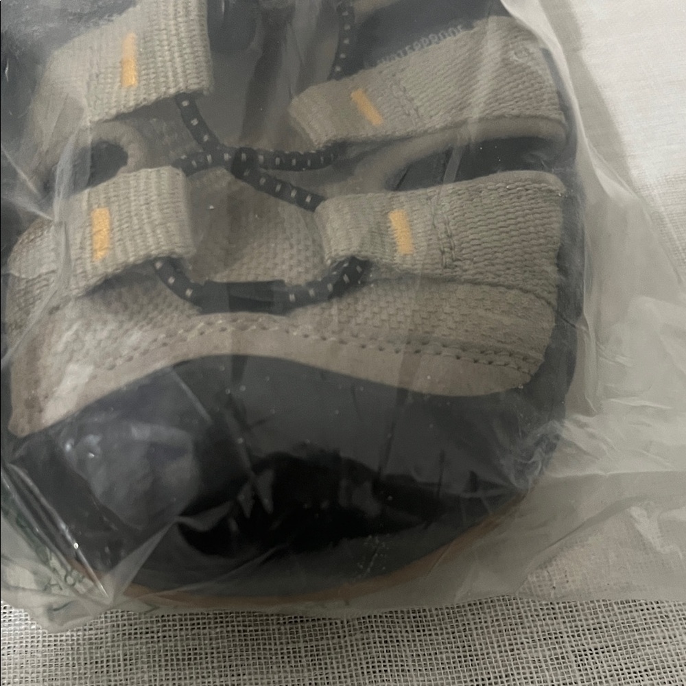 KEEN Men's Multi-Terrain Sandals - Black and gray - Picture 7 of 8